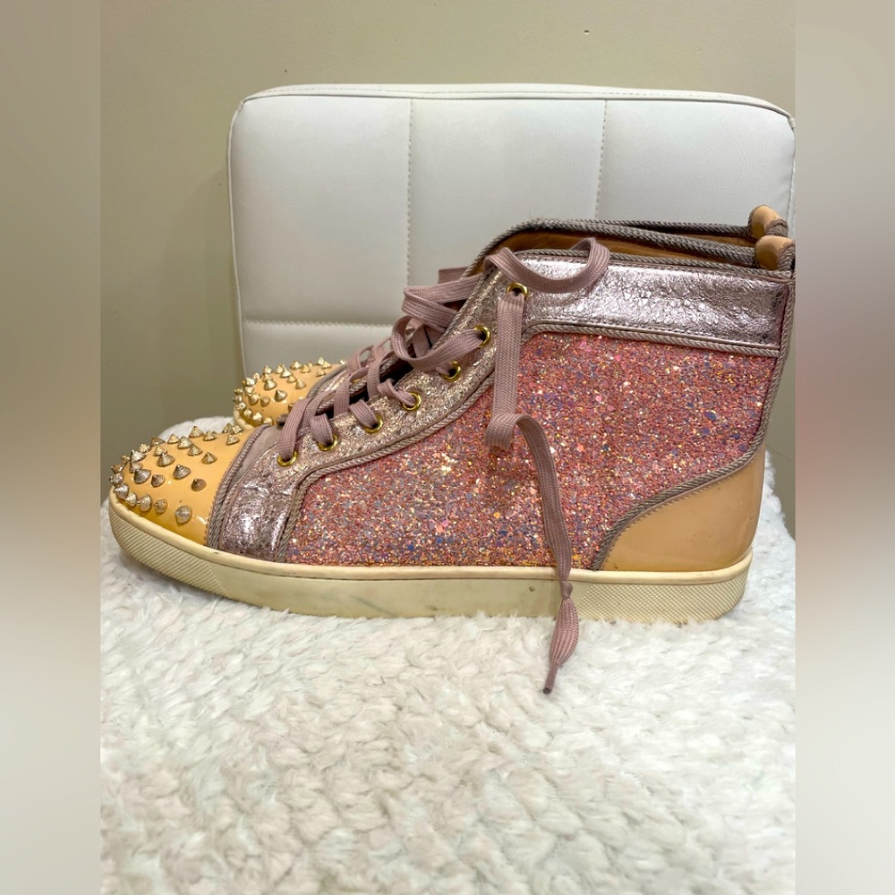 Christian louboutin mens metallic gold spike